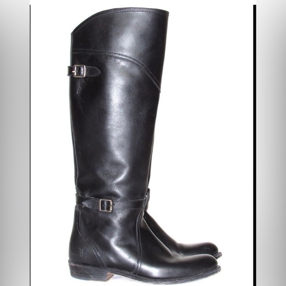 Black Leather Knee-High Boots - Picture 2 of 11